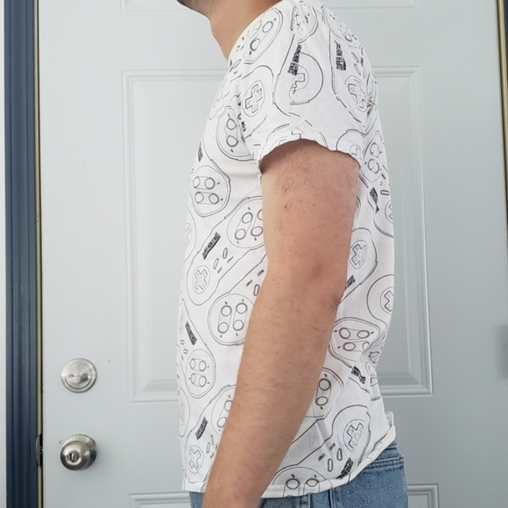 Super Nintendo Tee - Picture 2 of 4